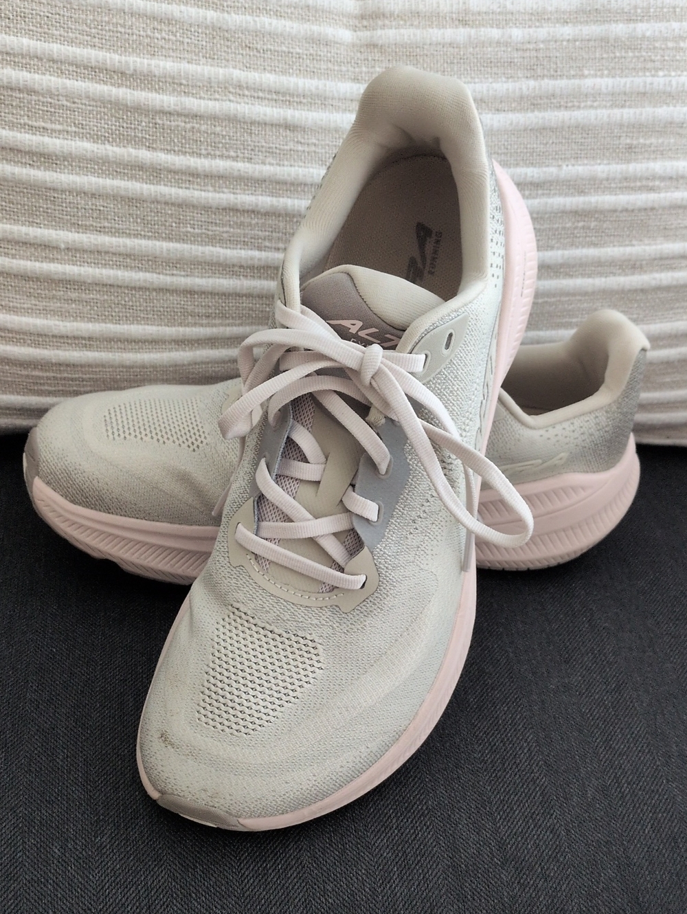 Experience Flow 3 Road-Running Shoes - Women's